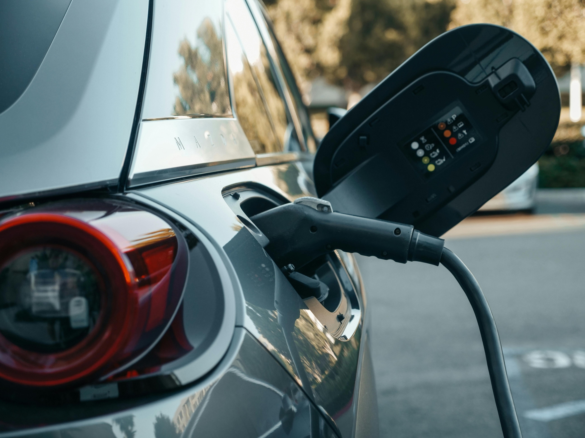 Versoepeling van de fiscale aftrek van plug-in hybrides